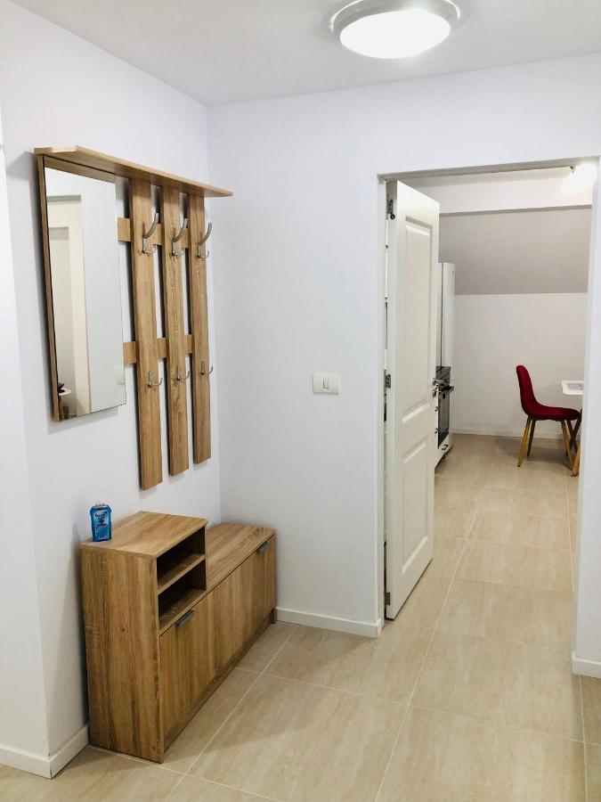 New And Modern Apartments In Villa, Near City Center M36 تيميشورا المظهر الخارجي الصورة