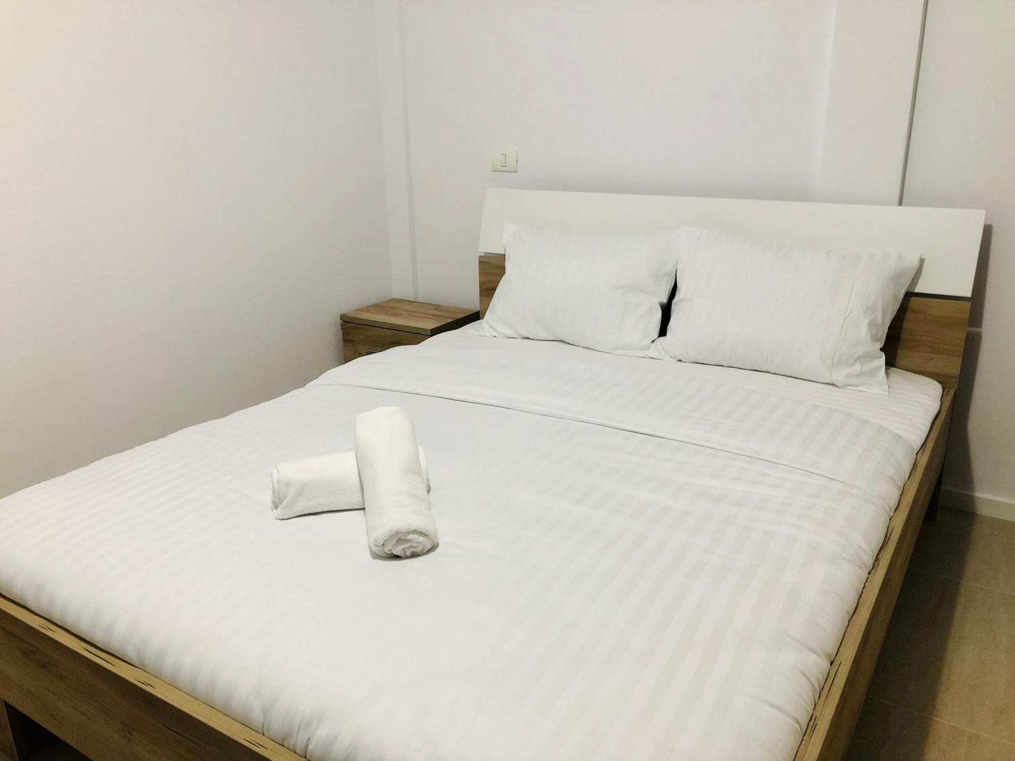 New And Modern Apartments In Villa, Near City Center M36 تيميشورا المظهر الخارجي الصورة